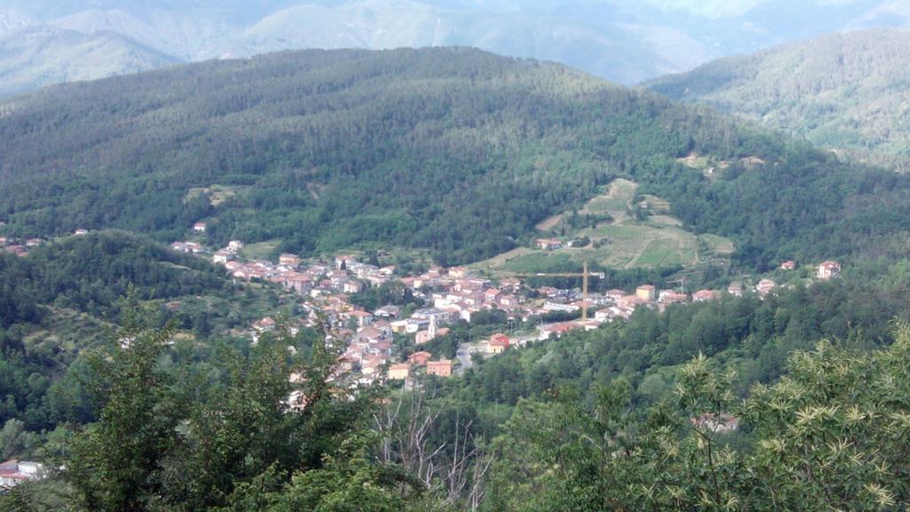 Varavventura Riccò del Golfo di Spezia Esterno foto